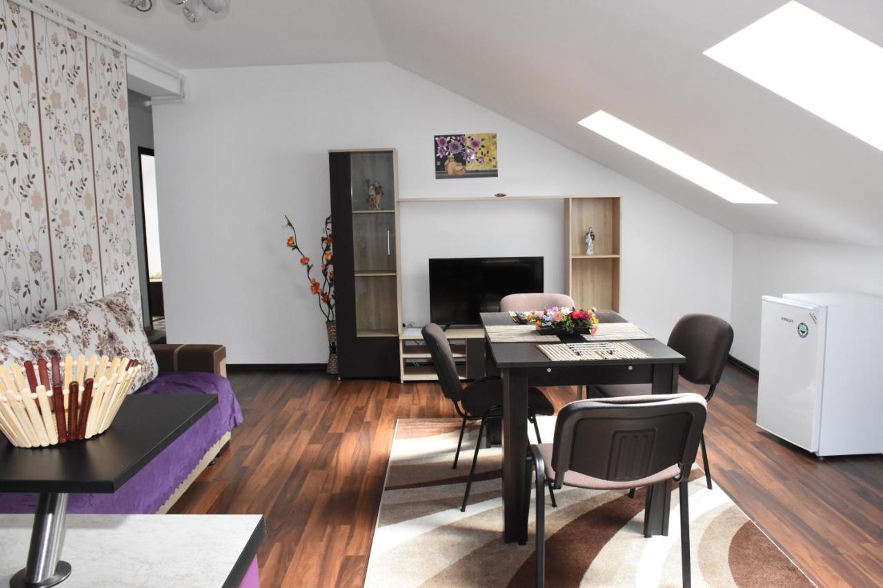 Hotel Apartament Eldya Comfort&Suites Predeal Buitenkant foto